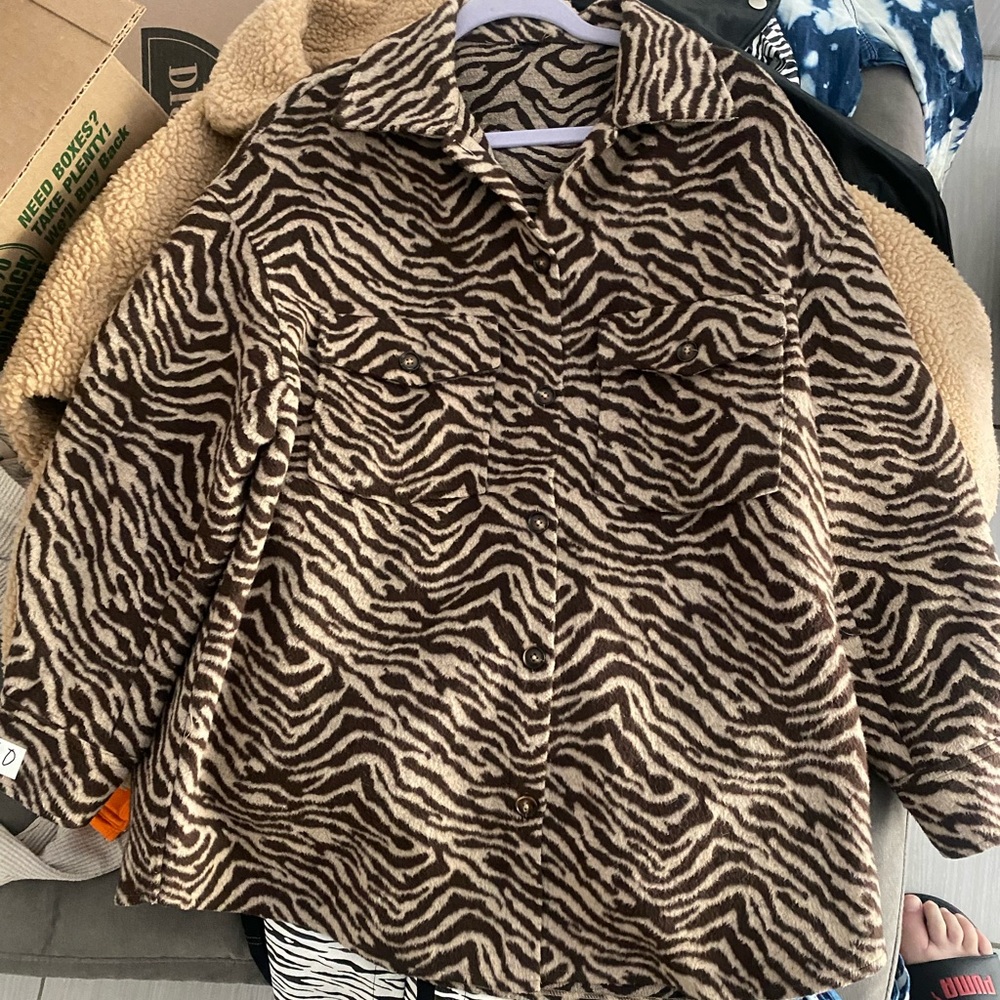 Motel Media Button Up Jacket Size medium